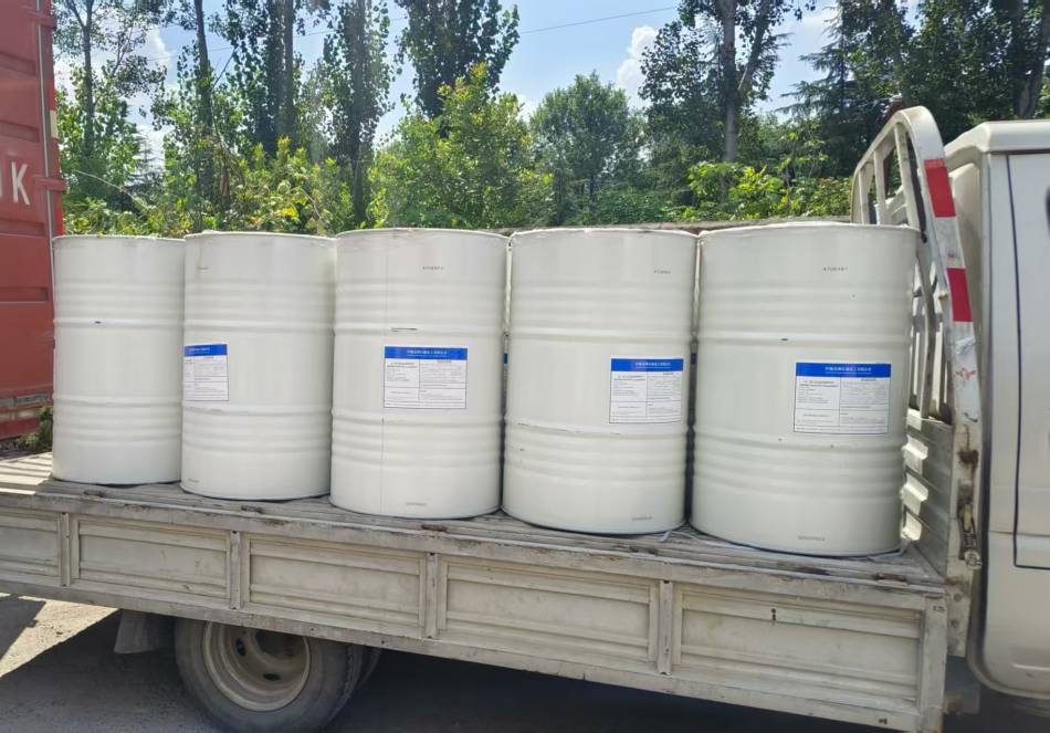 殼牌丙二醇出貨現場.jpg 殼牌丙二醇出貨現場.jpg